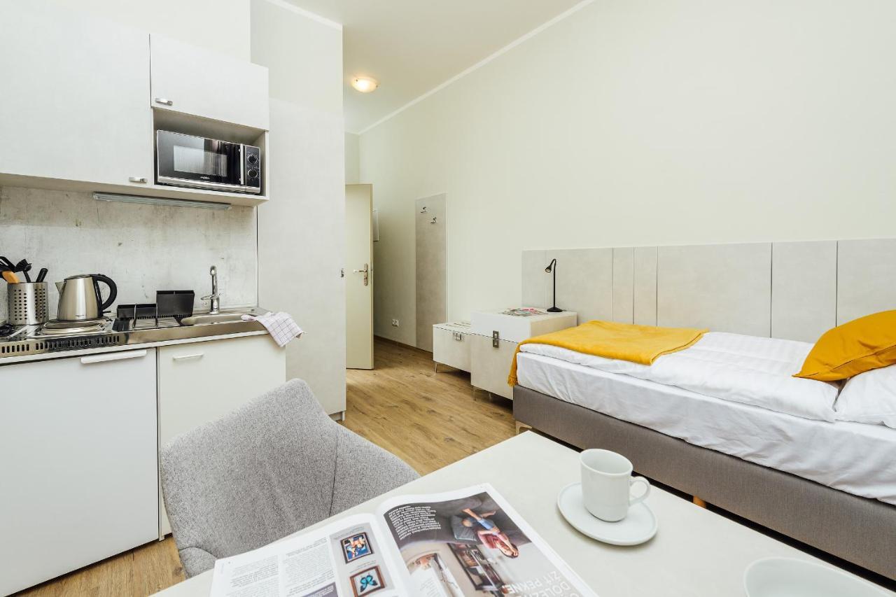Apartmanovy Dom Grand - Contactless Check In เตรนชิอาสกี เตปลิตเซ ภายนอก รูปภาพ